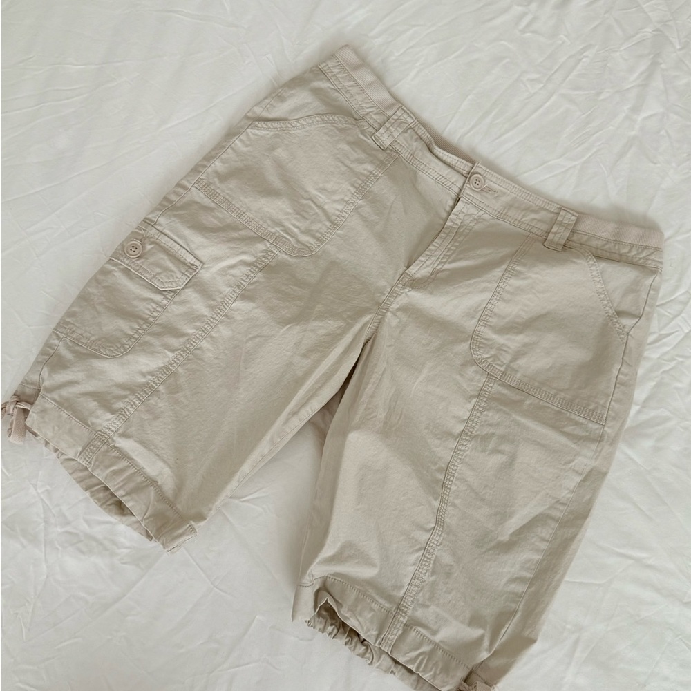 St. John's Bay Tan Cargo Shorts Lightweight Versatile